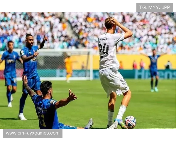 巴尔韦德覆盖全场，皇马中场跑动碾压，巴尔韦德转会